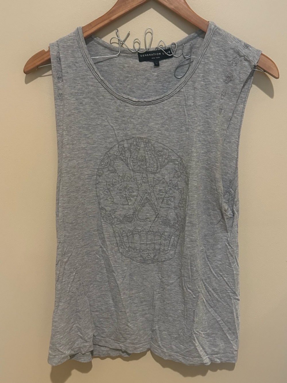 Generation Love Light Gray Sleeveless Tee with Skull Graphic Size L